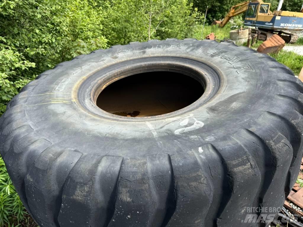 Goodyear 23,5R25 Gume, kotači i naplatci