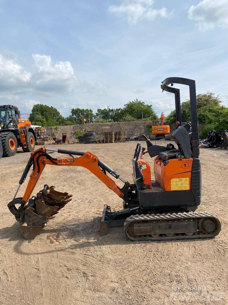 Doosan DX 10 Z Mini bageri <7t