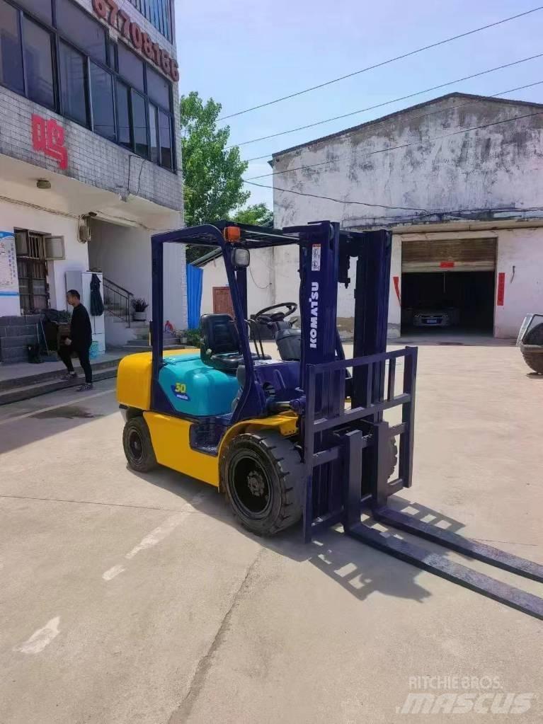 Komatsu FD 30 Dizelski viličari