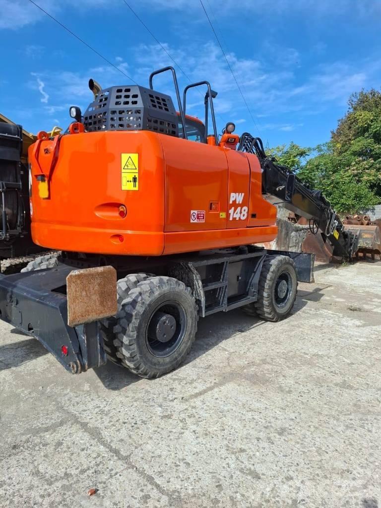 Komatsu PW 148-11 Bageri na kotačima