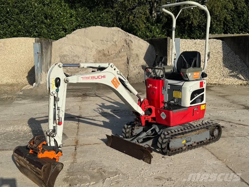 Takeuchi TB 210 R Mini bageri <7t