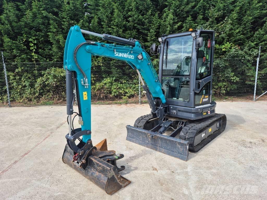 Sunward SWE 25 UF Mini bageri <7t