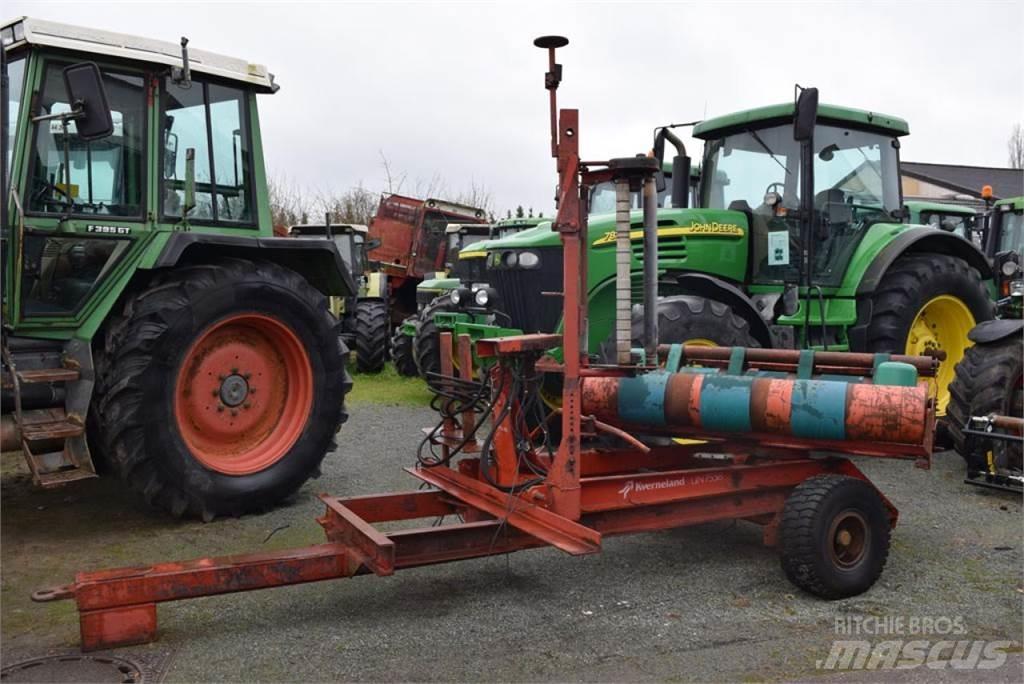 Kverneland UN7558 Ovijači bala