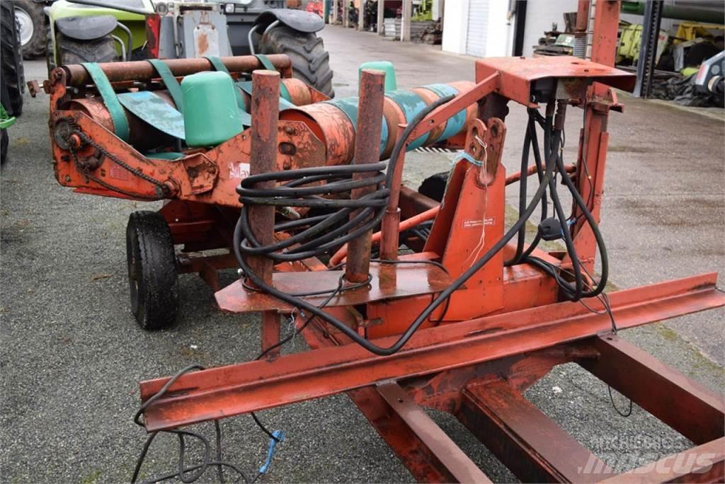 Kverneland UN7558 Ovijači bala