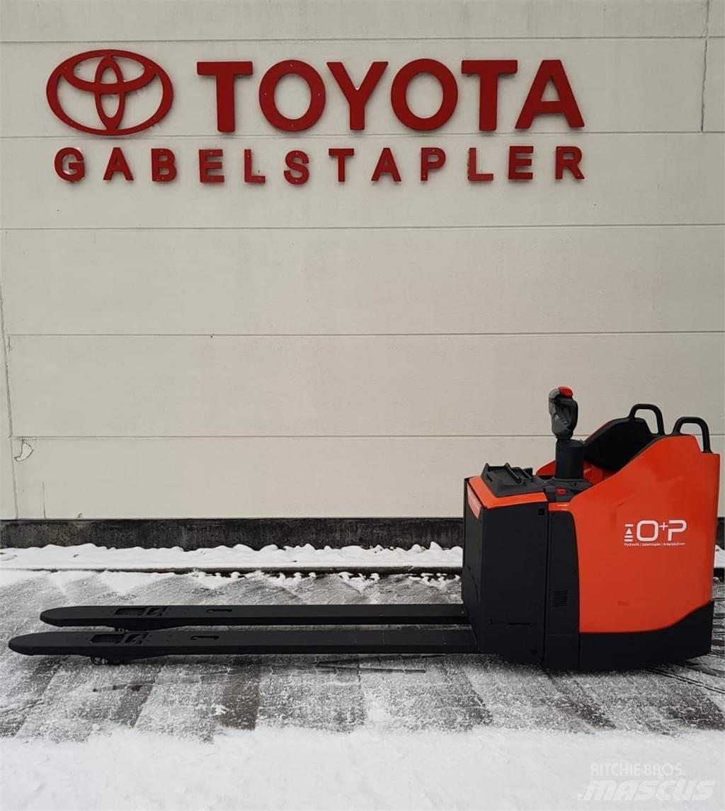 Toyota LPE 250 Nisko podizni električni viličar