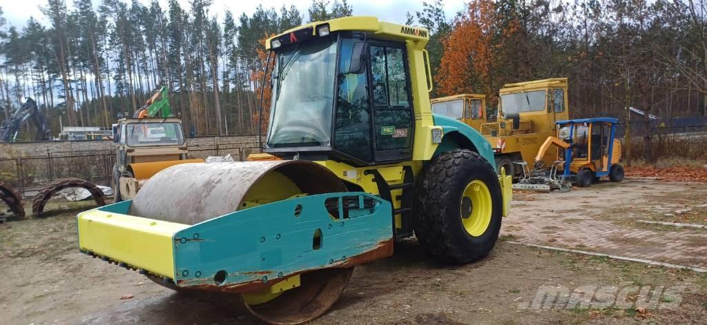 Ammann ASC 110 D Valjci sa jednim bubnjem