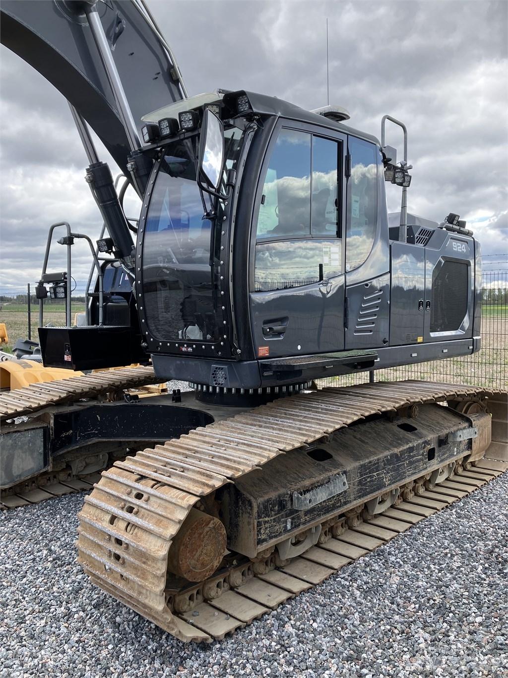 Liebherr R924 Bageri gusjeničari