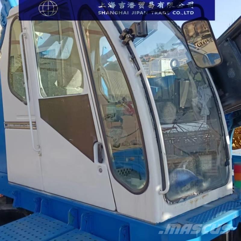 Hitachi SCX2500 Tracked cranes