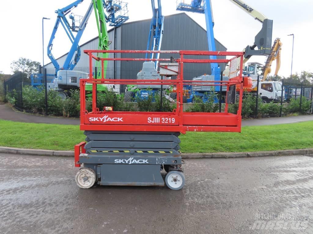SkyJack SJ II 3219 Škaraste platforme