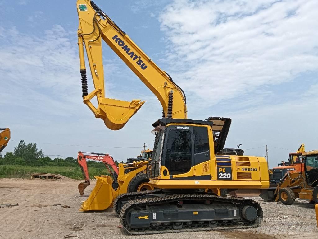 Komatsu PC 220-8 Bageri gusjeničari