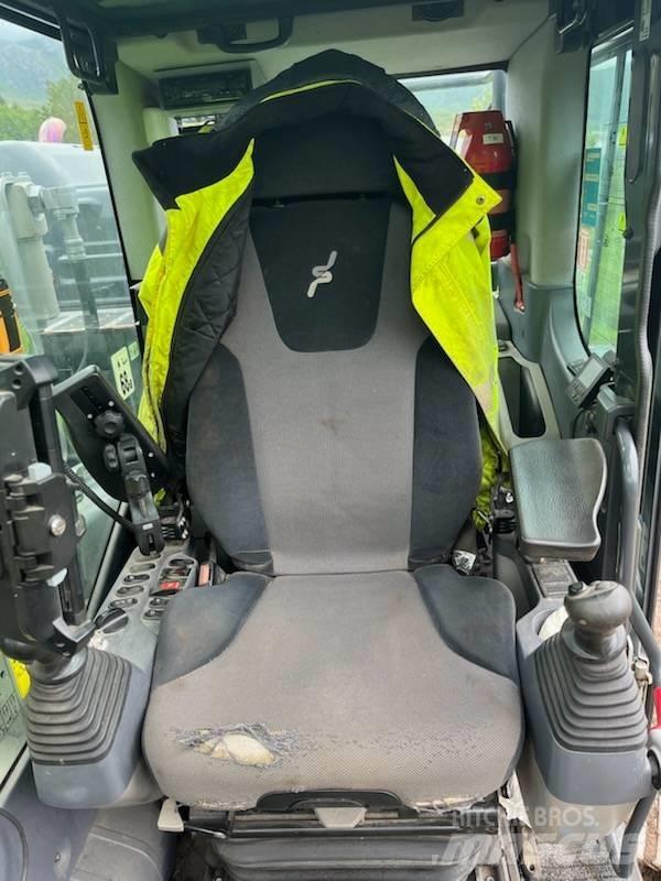 Komatsu PC 170 LC-11 Bageri gusjeničari