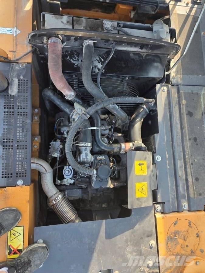 CASE WX 148 Bageri na kotačima