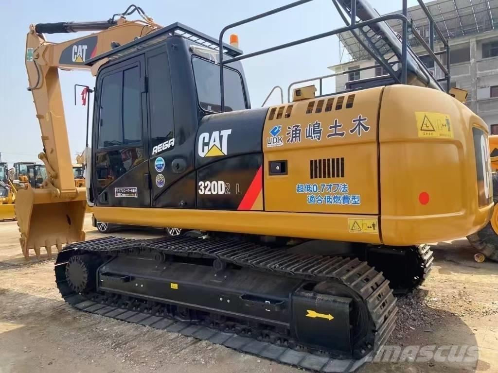 CAT 320D2L Bageri gusjeničari