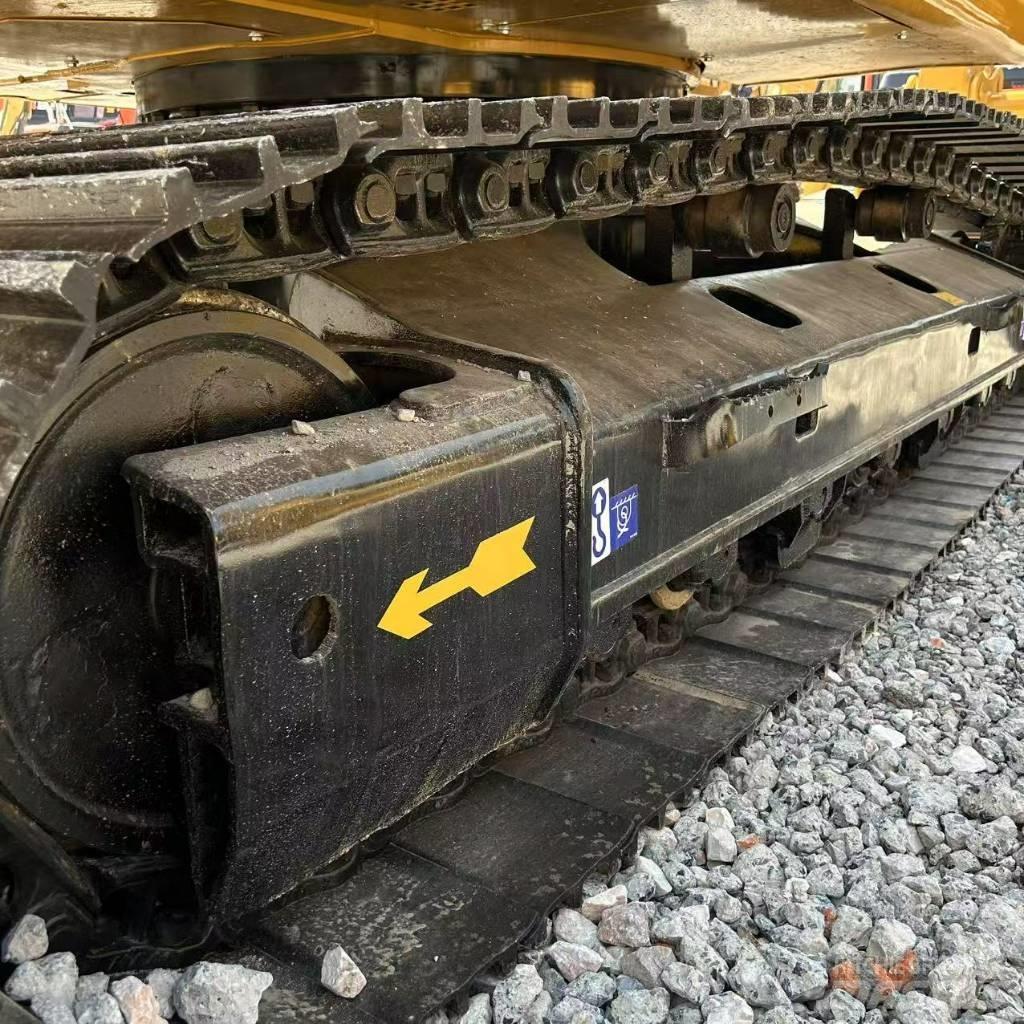 CAT 325D2L Bageri gusjeničari