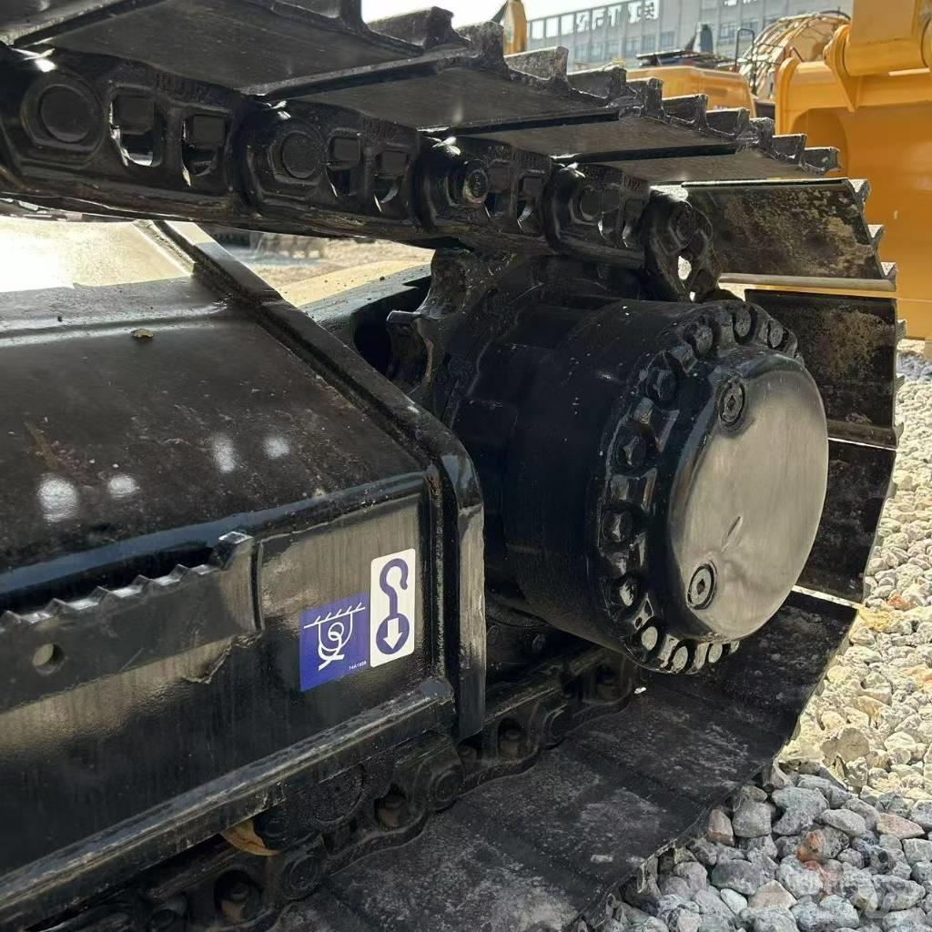 CAT 325D2L Bageri gusjeničari