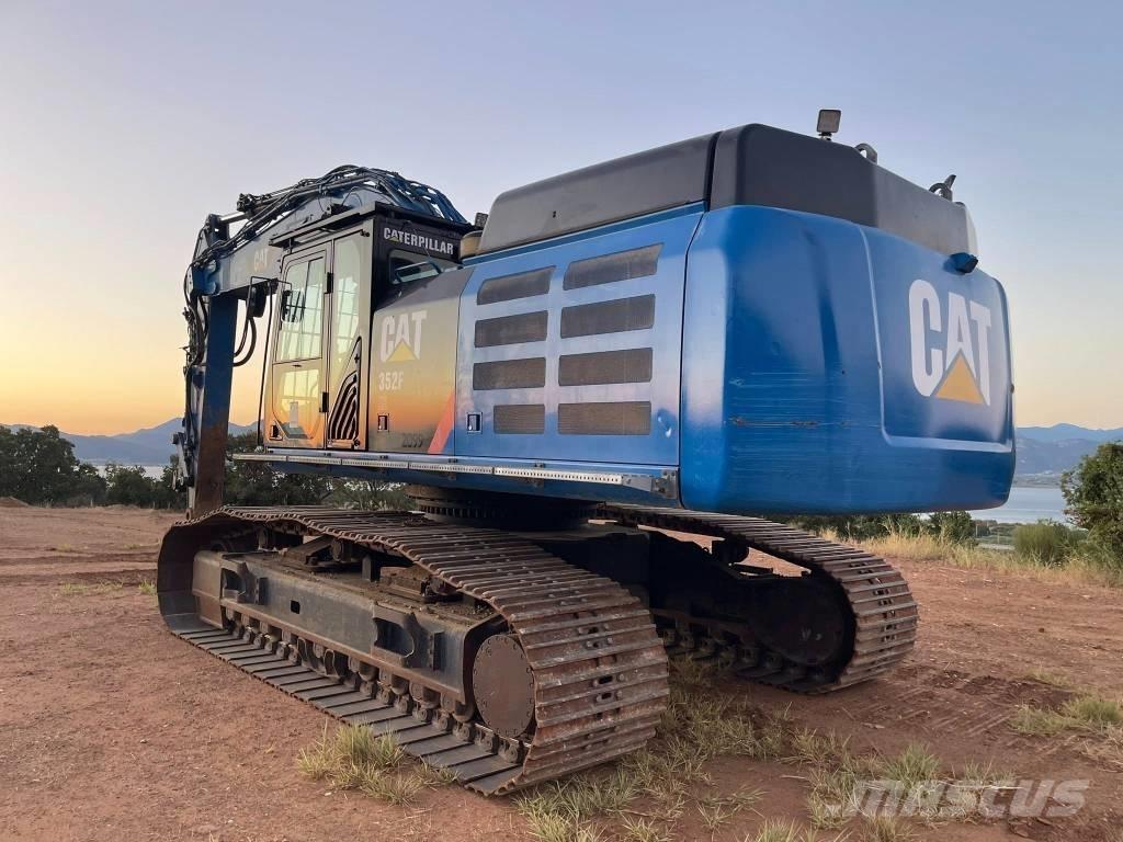 CAT 352 F XE Bageri gusjeničari
