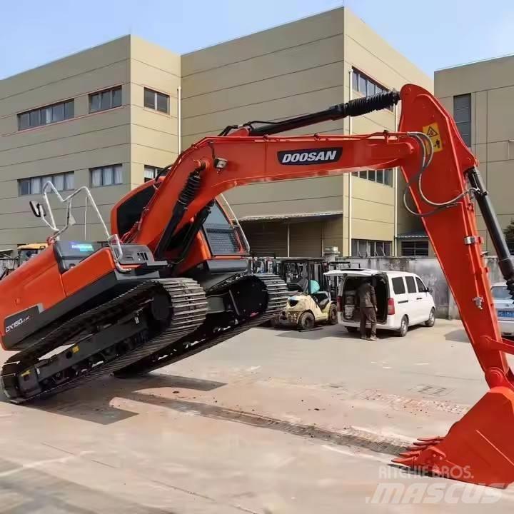 Doosan DX150 Bageri gusjeničari