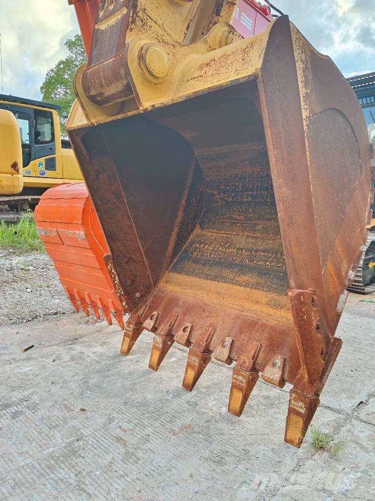 Komatsu PC 400-8 Bageri gusjeničari