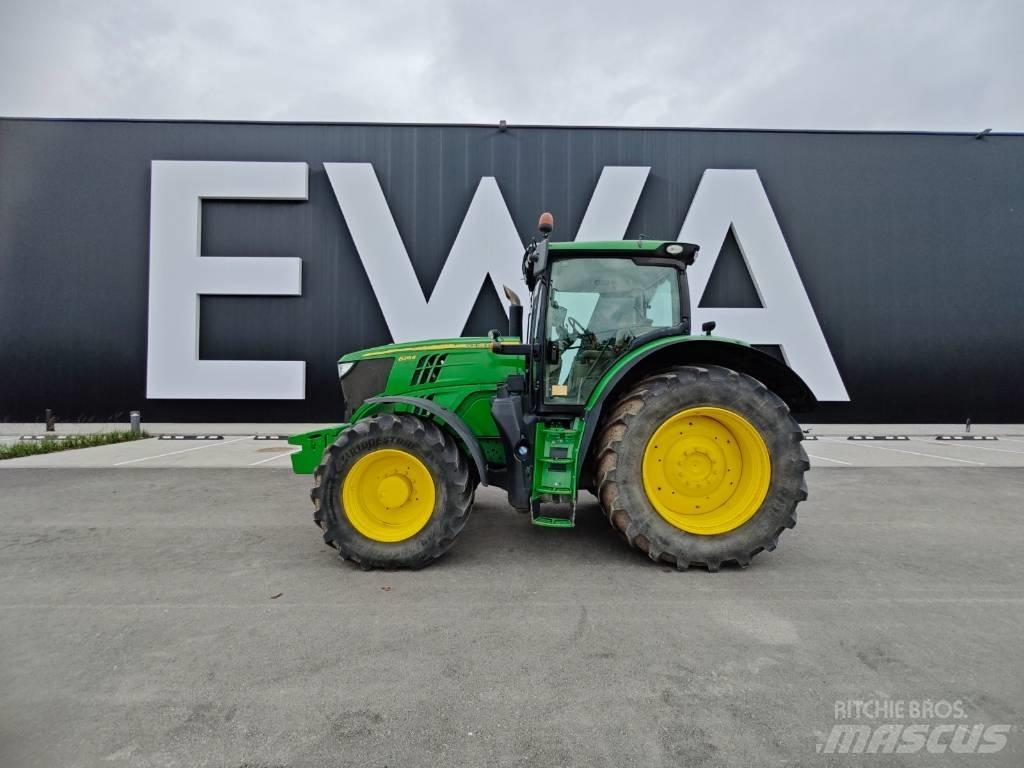 John Deere 6215 R Traktori