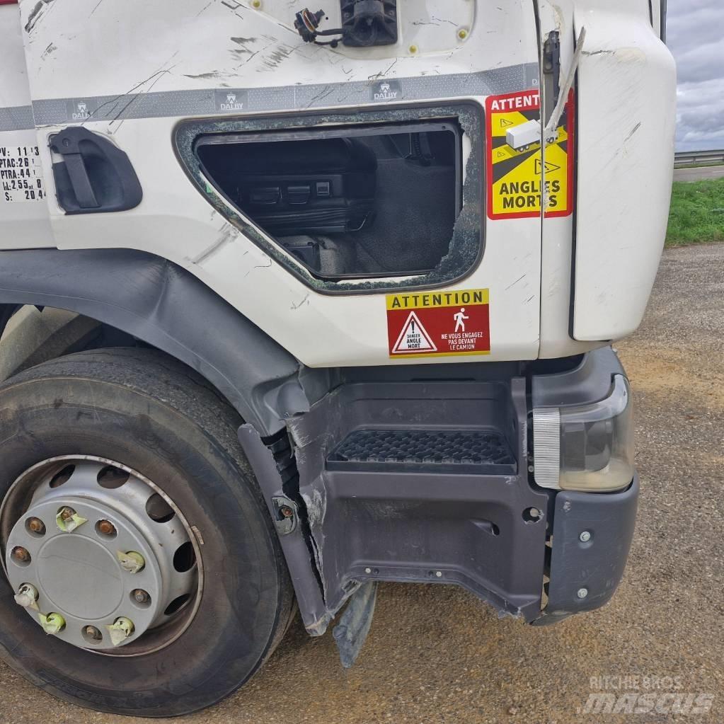 Renault D Wide 380 Rol kiper kamioni s kukama za dizanje
