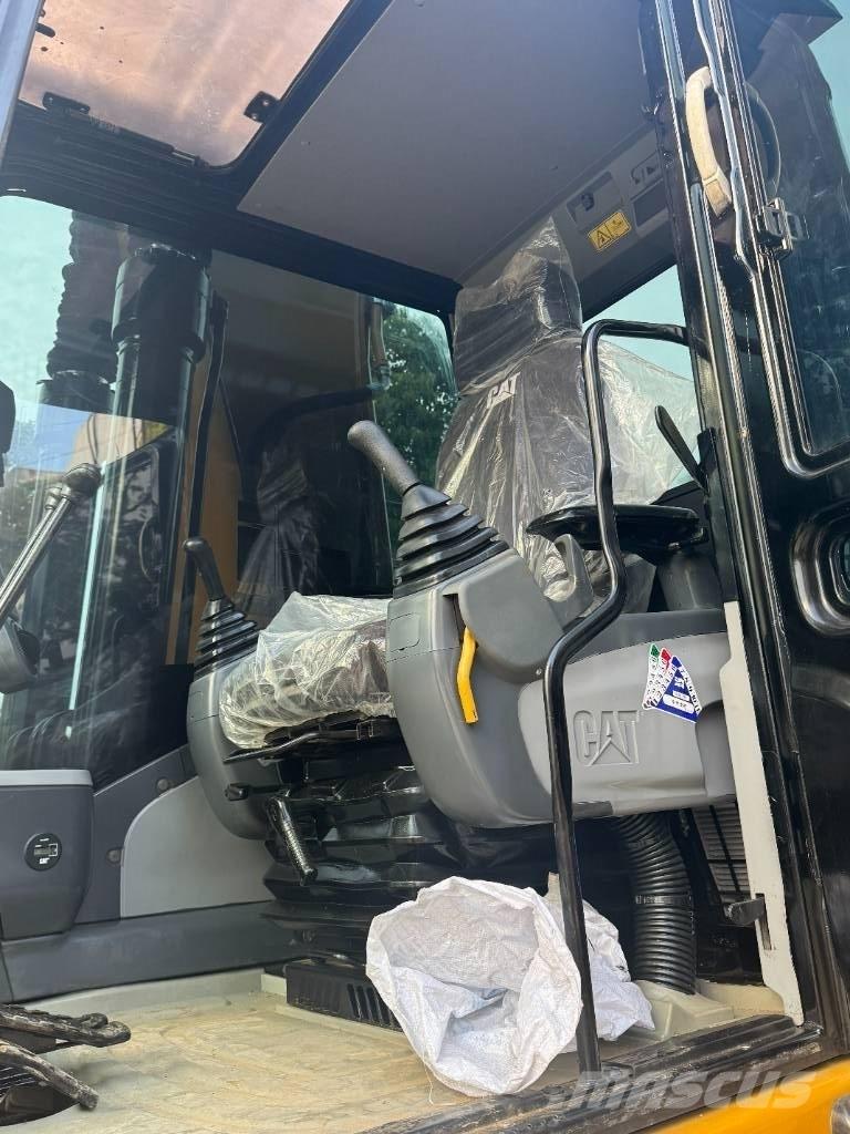 CAT 325D Bageri gusjeničari
