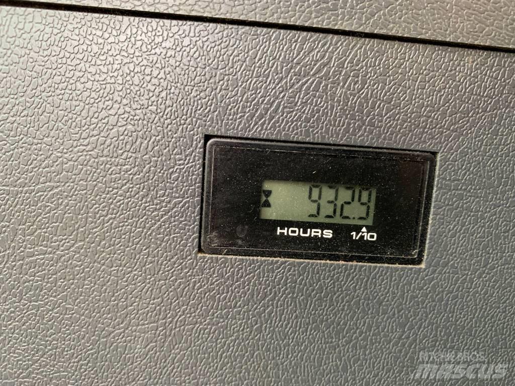 Hyundai HX 220 L Bageri gusjeničari