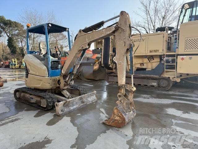 Bobcat E 27 Mini bageri <7t