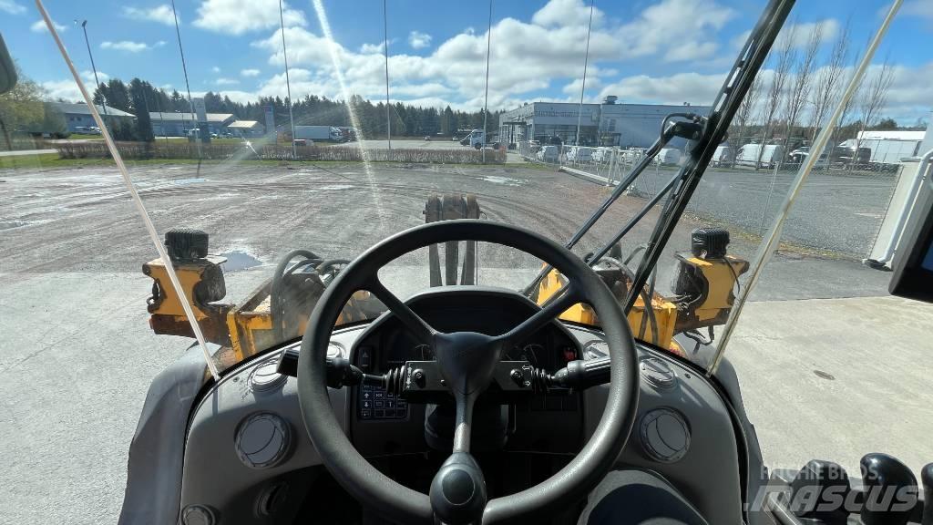 Volvo L 120 G Utovarivači na kotačima