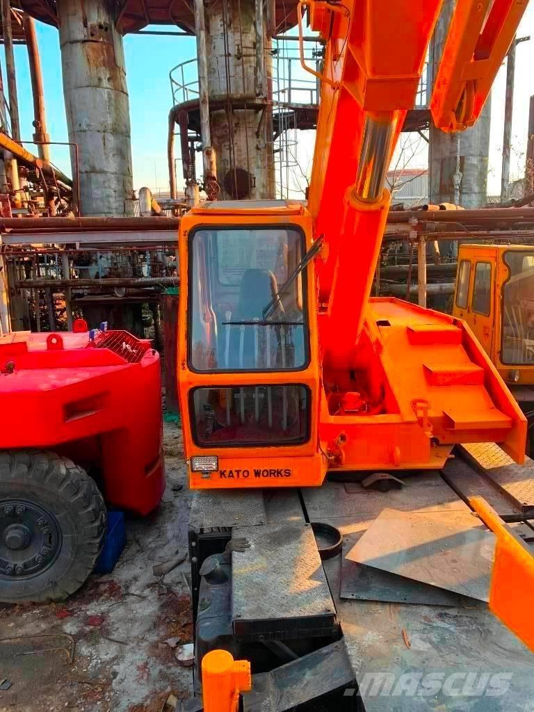 Kato NK 250 E Rabljene dizalice za težak teren
