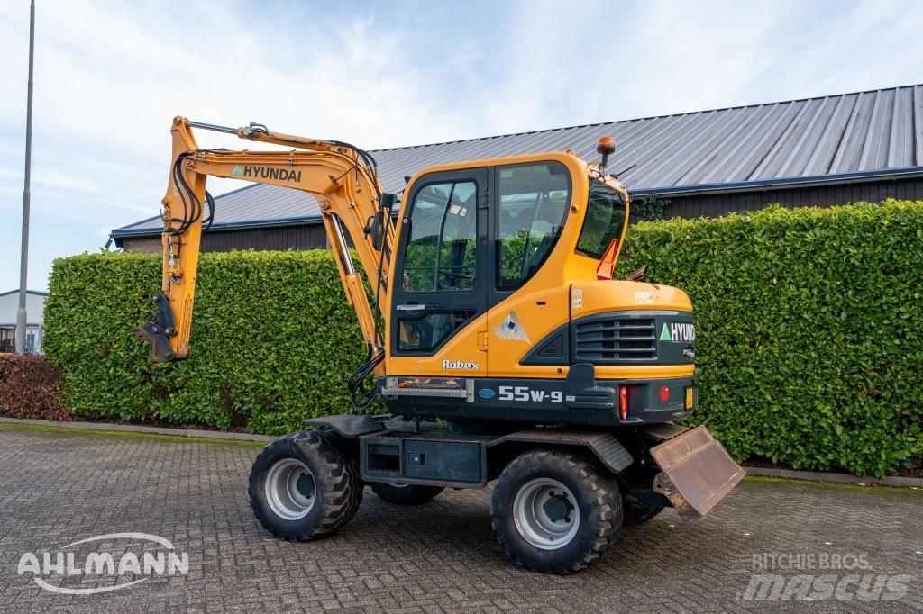 Hyundai R55W-9A Bageri na kotačima