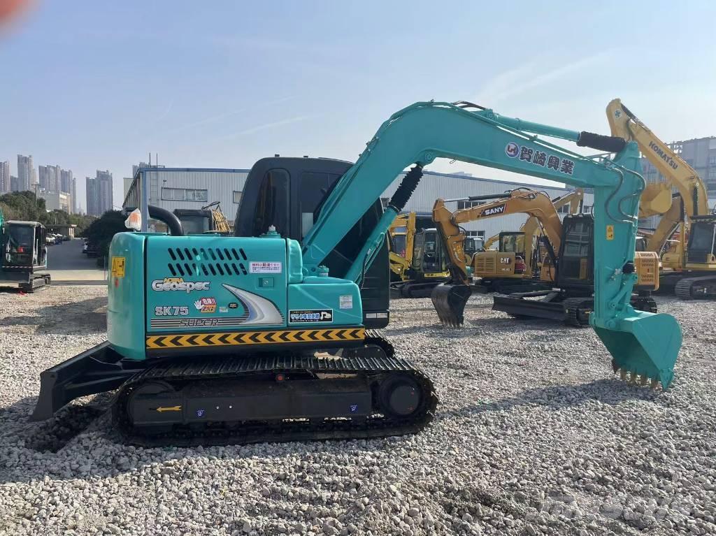Kobelco SK75 Bageri gusjeničari
