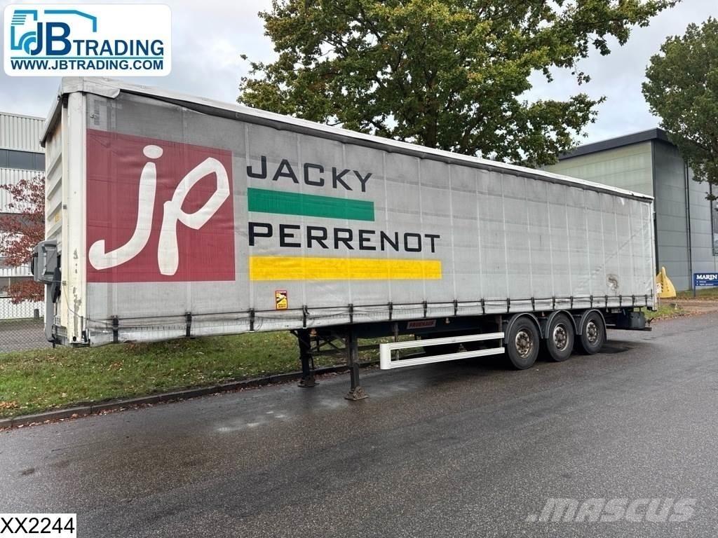 Fruehauf Tautliner Poluprikolice sa ceradom