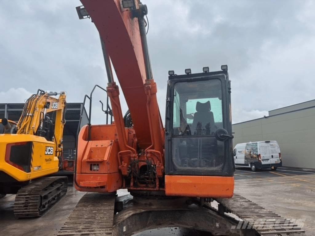Doosan 235 LCR Bageri gusjeničari