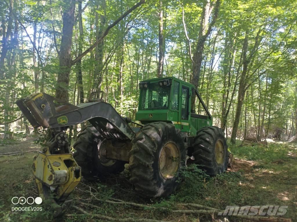 John Deere 548 G III Skideri