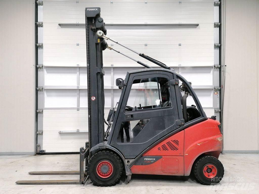 Linde H30T-02 Plinski viličari