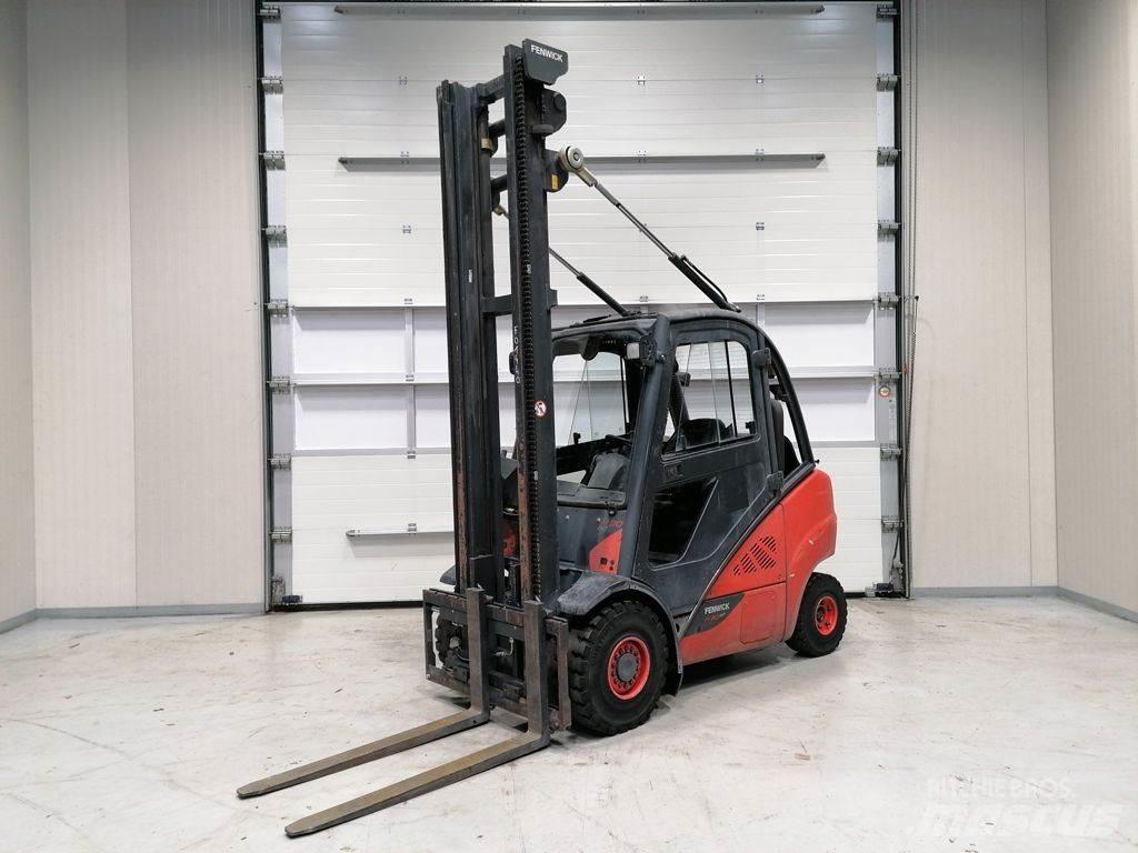 Linde H30T-02 Plinski viličari