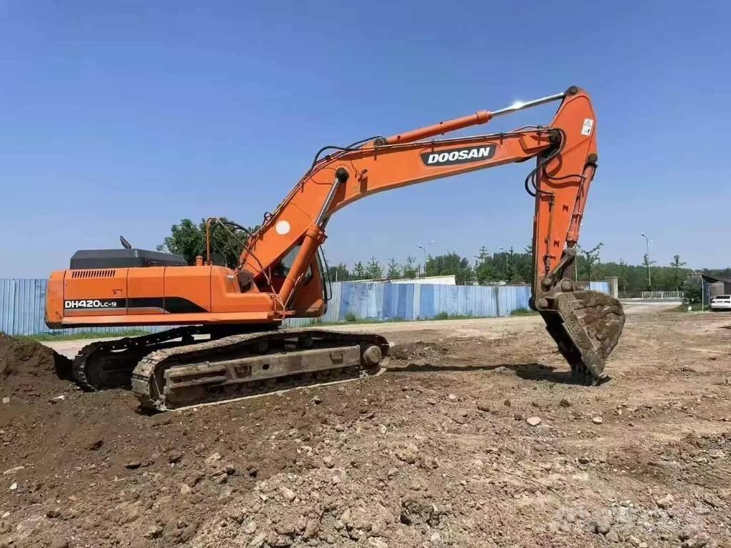 Doosan DH 370 Bageri gusjeničari