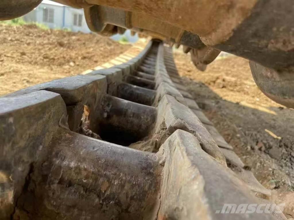 Doosan DH 370 Bageri gusjeničari