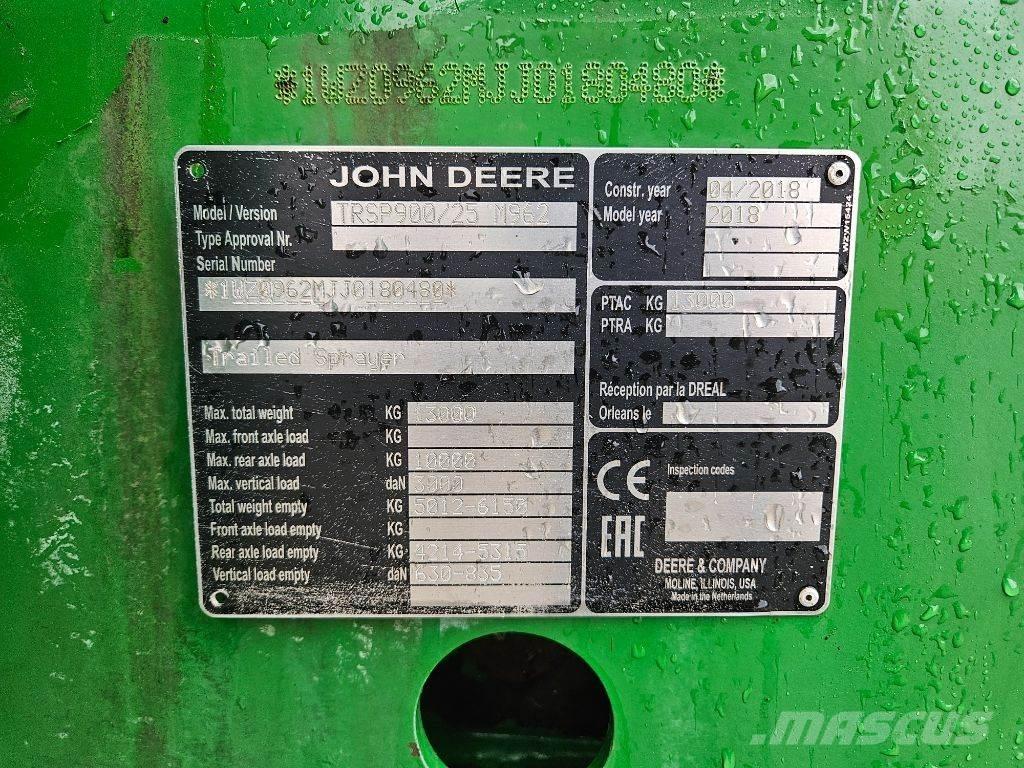 John Deere M692i Vučene prskalice