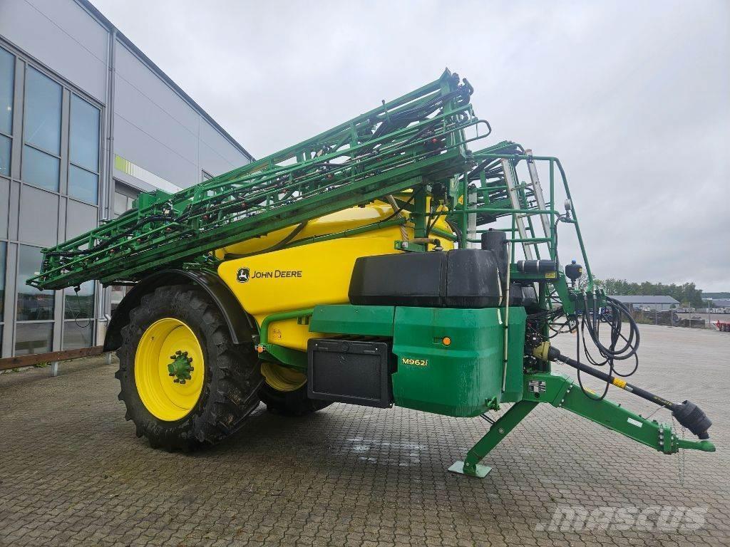 John Deere M692i Vučene prskalice