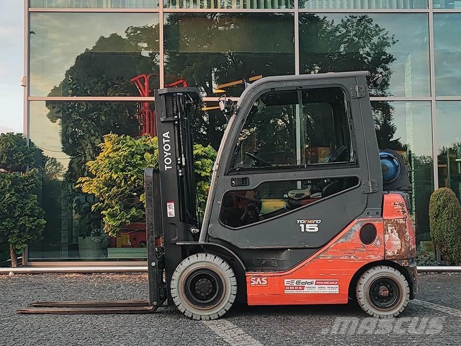 Toyota 02-8FGF15 Plinski viličari