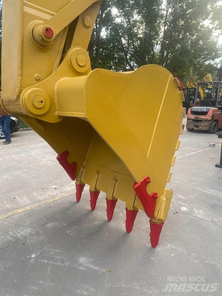 CAT 330 B Bageri gusjeničari
