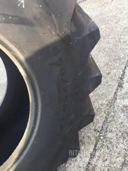 Goodyear 650/75R32 Gume, kotači i naplatci