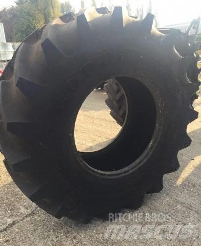 Goodyear 650/75R32 Gume, kotači i naplatci