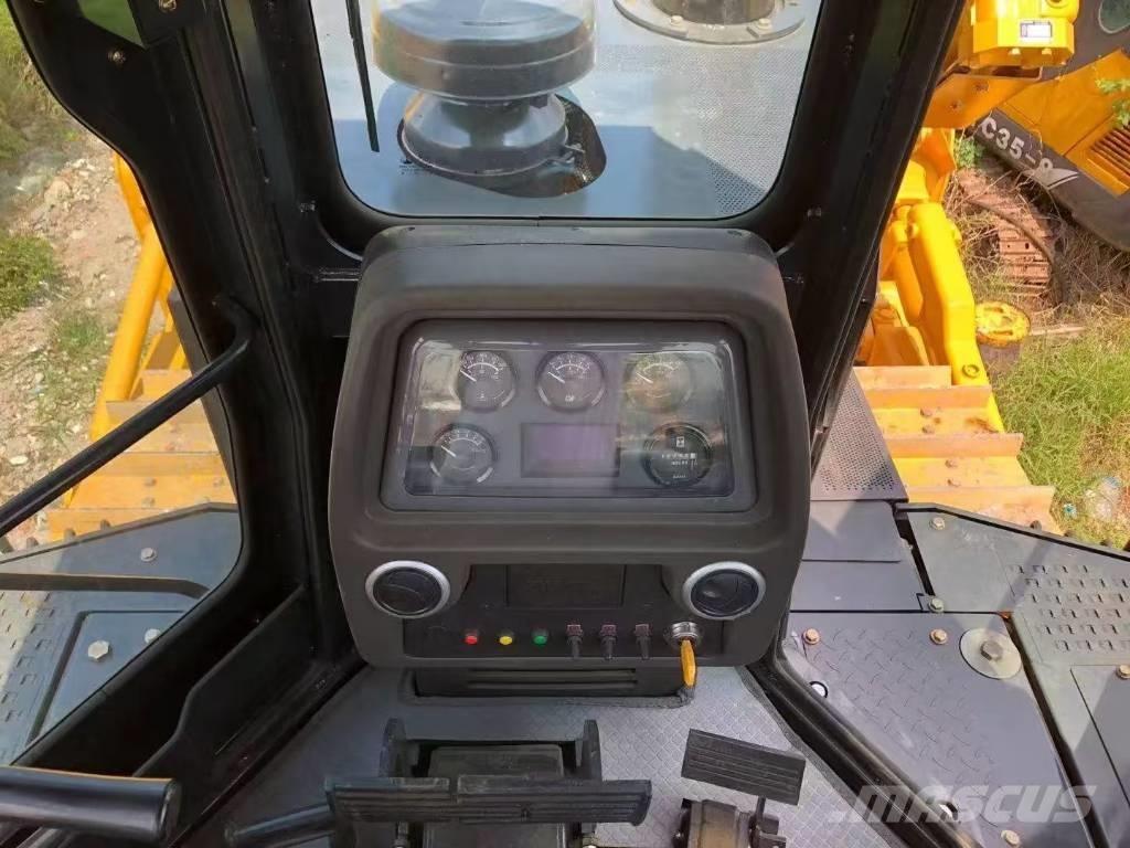 Shantui SD 22 Buldožeri gusjeničari