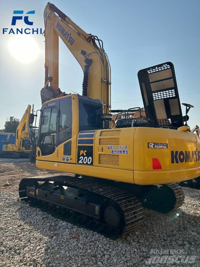 Komatsu PC 200-8 Bageri gusjeničari