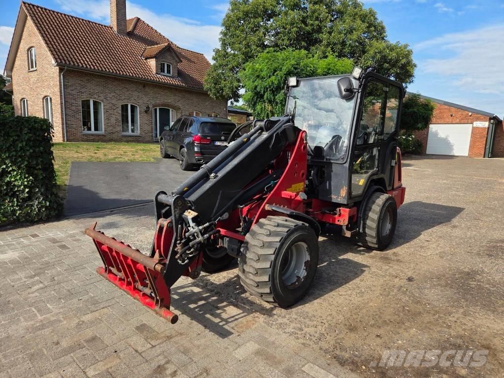 Thaler 3248/TA Višenamjenski utovarivači