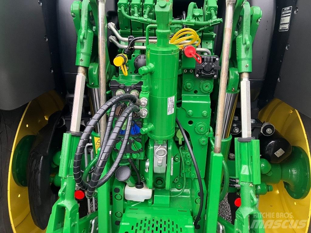 John Deere 6R150 Traktori