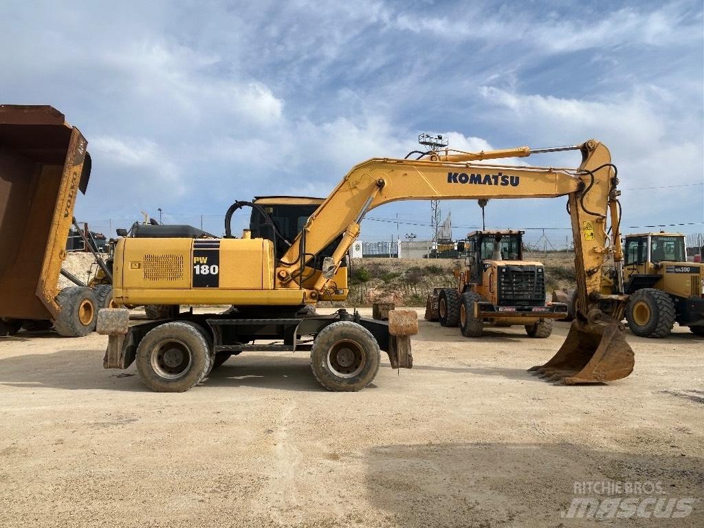 Komatsu PW 180 Bageri na kotačima