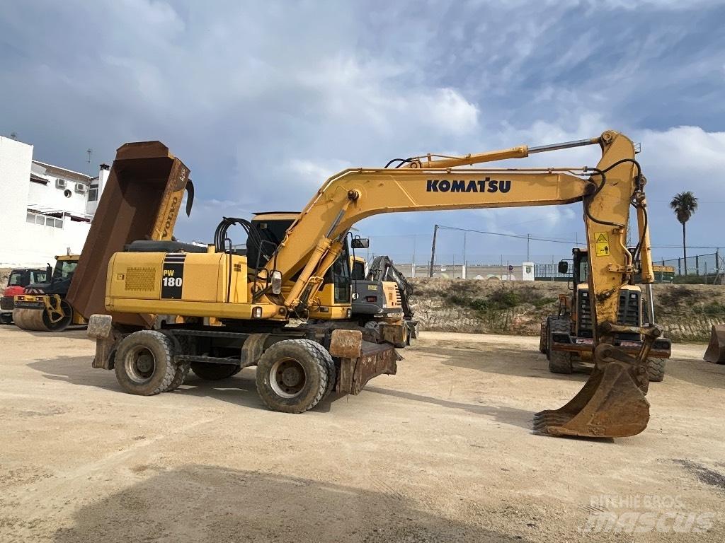 Komatsu PW 180 Bageri na kotačima